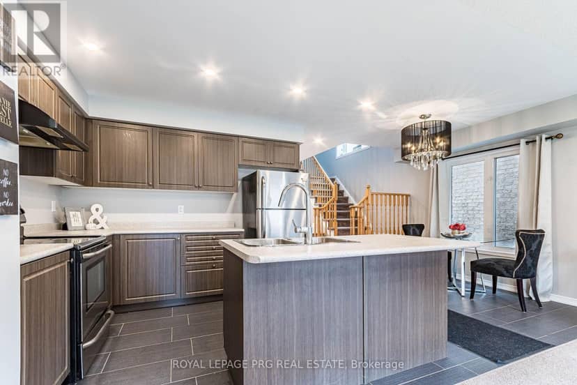 7718 Buckeye Crescent — photo 9 of 24