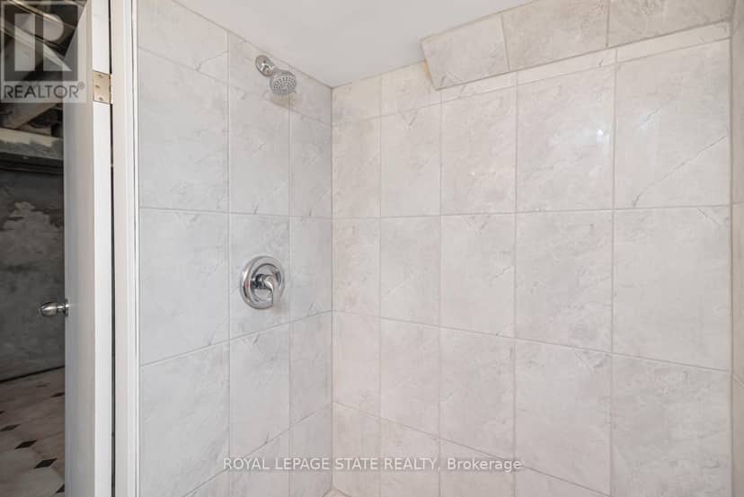 60 Keith Street — photo 38 of 40