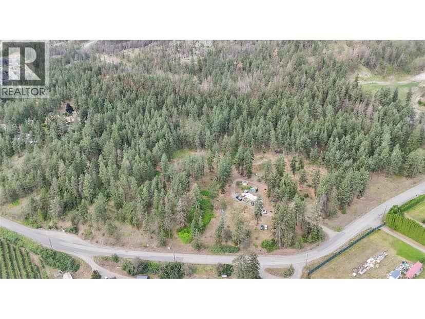 10080 Chase Road, Lake Country, photo 2