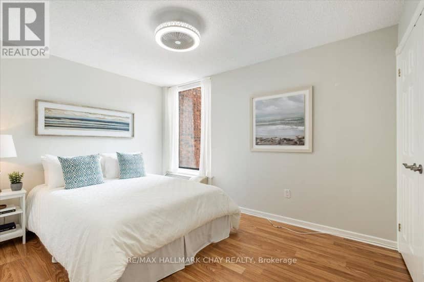202 - 181 Collier Street — photo 27 of 40