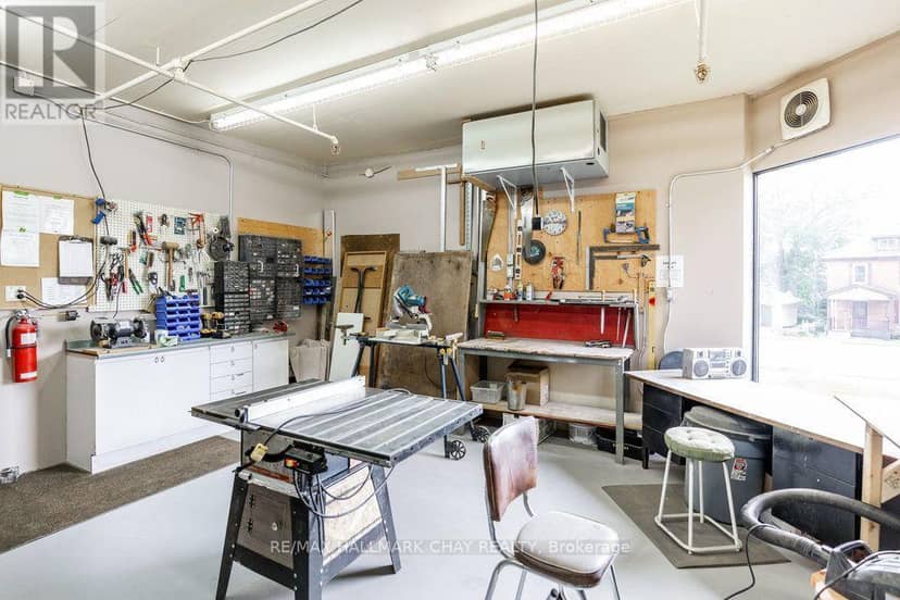 202 - 181 Collier Street — photo 40 of 40