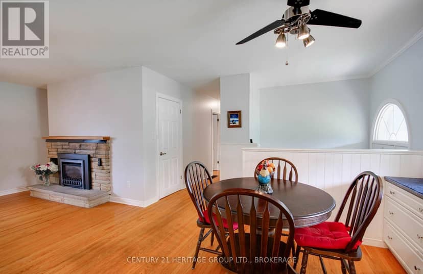 4309 Maple Drive — photo 17 of 40