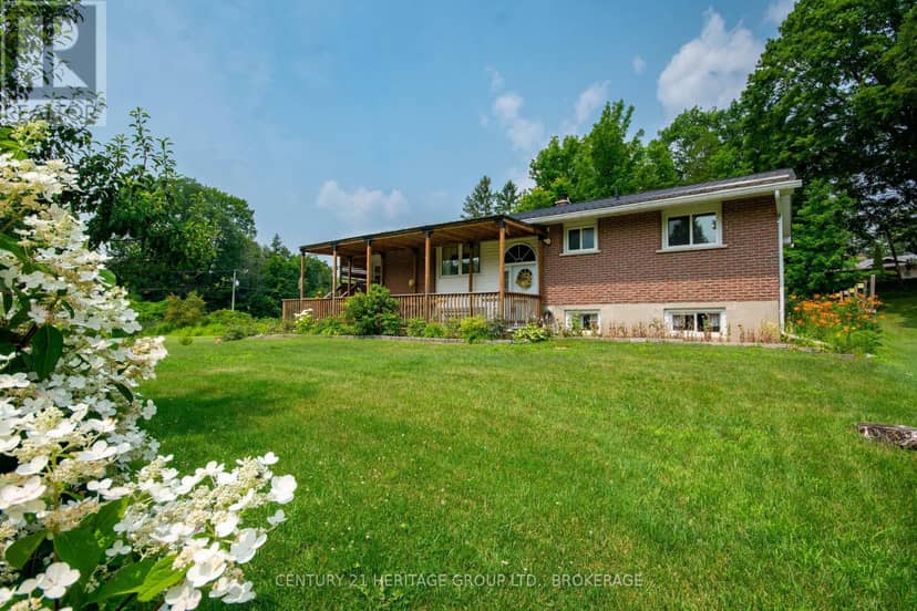 4309 Maple Drive — photo 9 of 40