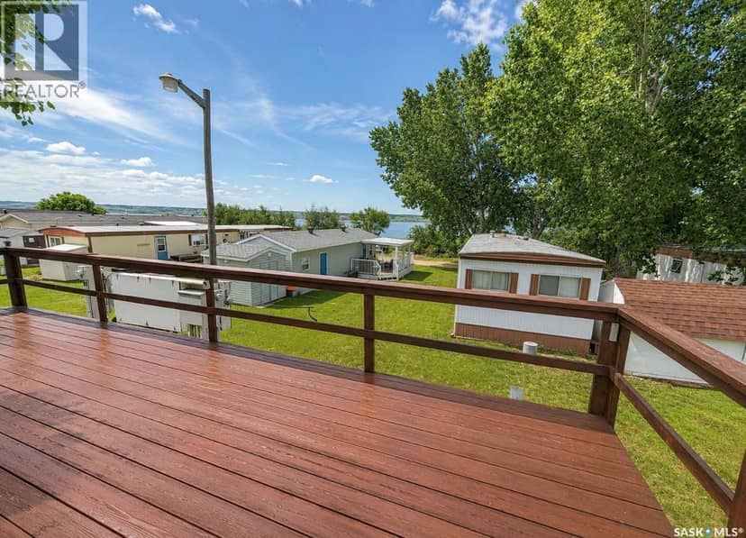 Palliser Lakeview — photo 15 of 19