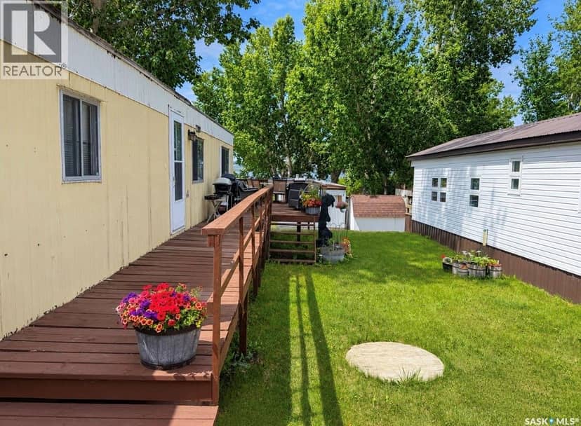 Palliser Lakeview — photo 16 of 19