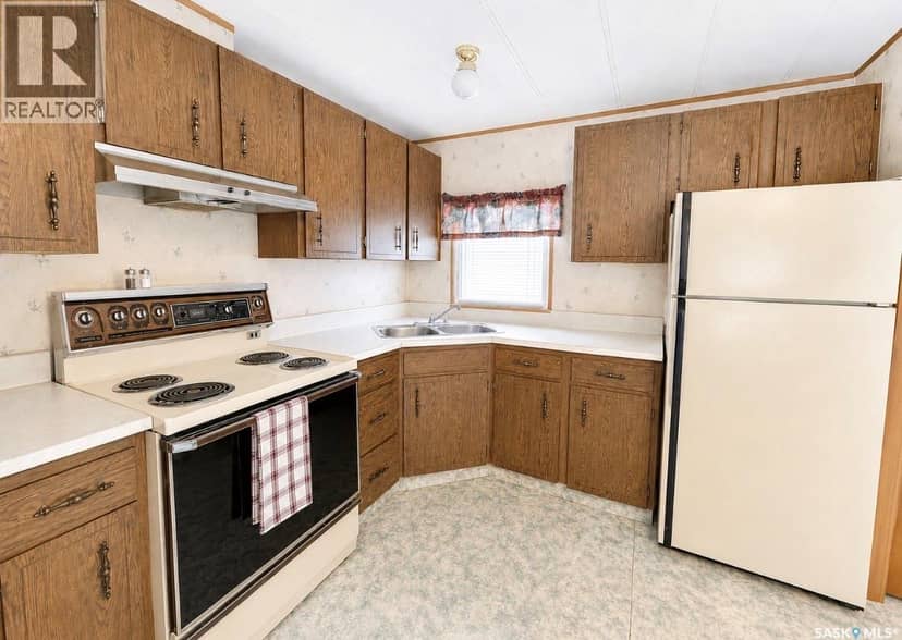 Palliser Lakeview, Diefenbaker Lake, photo 4