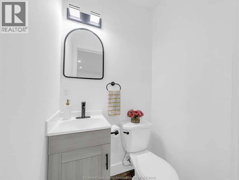 1219 Elsmere Avenue — photo 13 of 40