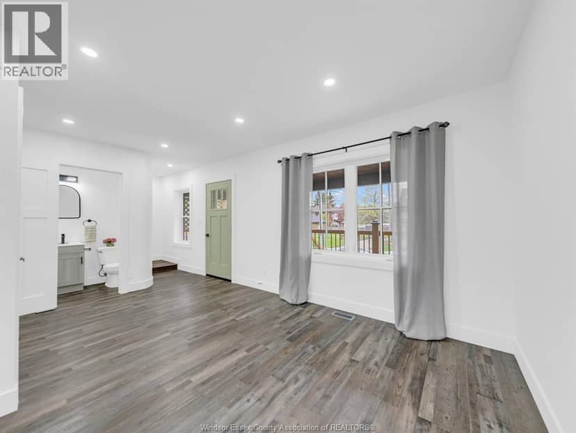 1219 Elsmere Avenue — photo 5 of 40