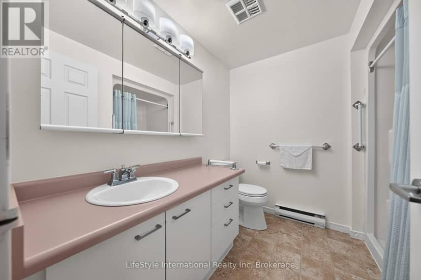 210 - 208 Silvercreek Parkway N — photo 31 of 40