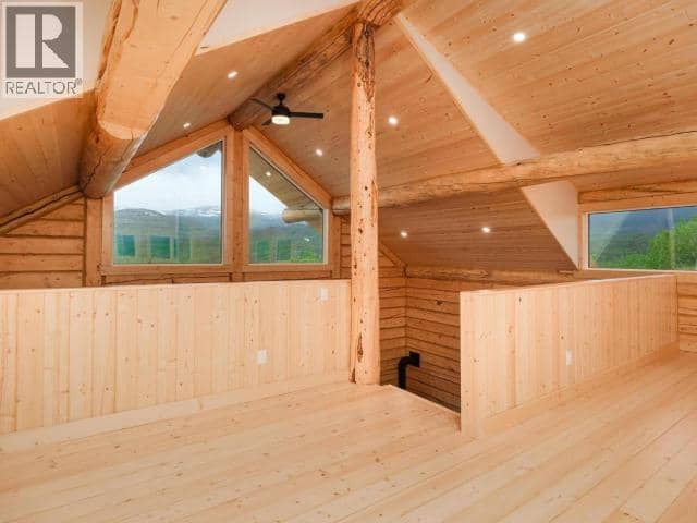 400 Ursa Way — photo 22 of 40