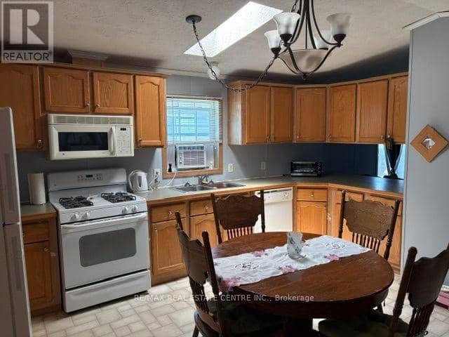 101 Maple Grove Village Road — photo 11 of 28