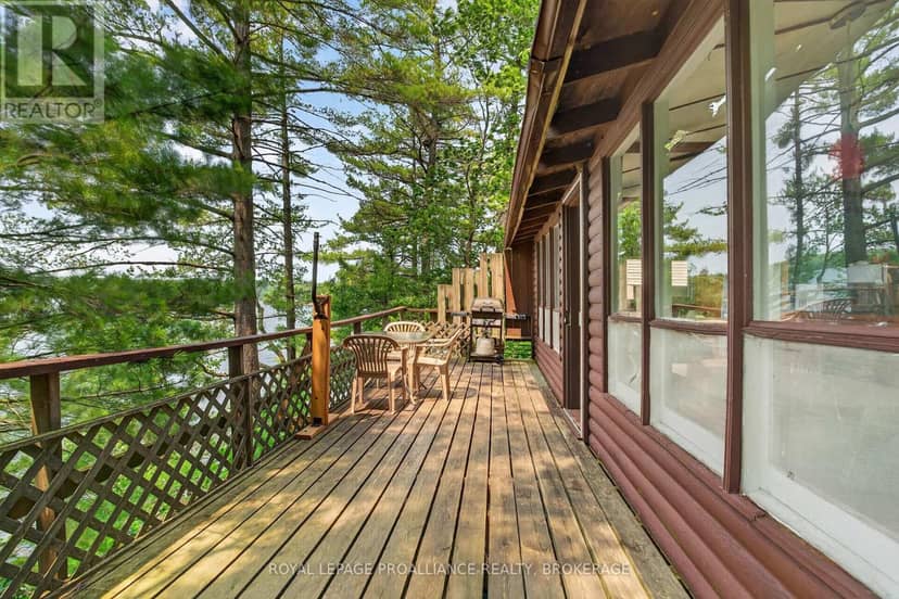 1135 Twin Island Lane — photo 1 of 34