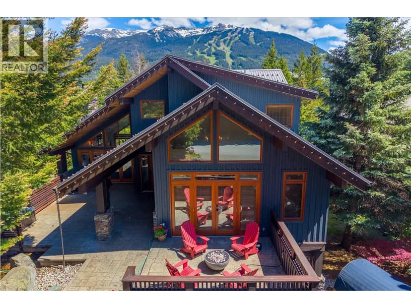 6260 BISHOP WAY, Whistler