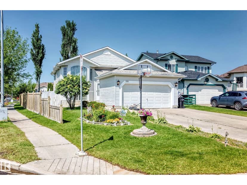 251 Dunvegan Rd NW, Edmonton, photo 4