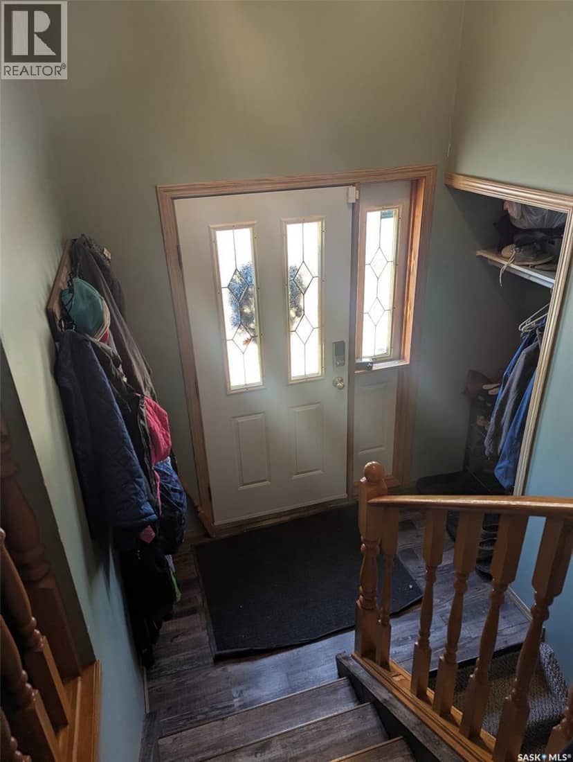208 Herbert STREET — photo 16 of 40