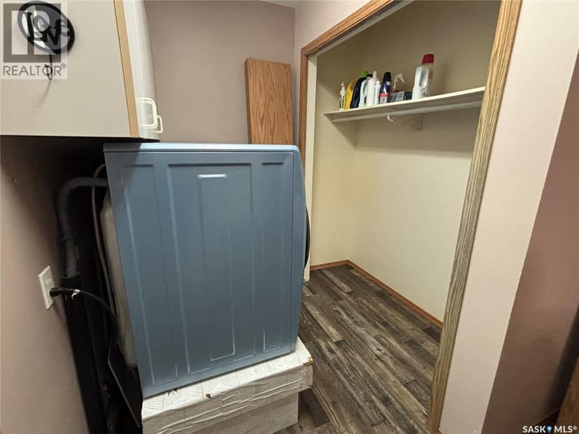 208 Herbert STREET — photo 28 of 40