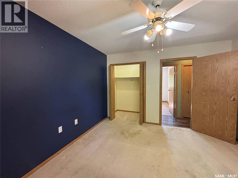 208 Herbert STREET — photo 32 of 40