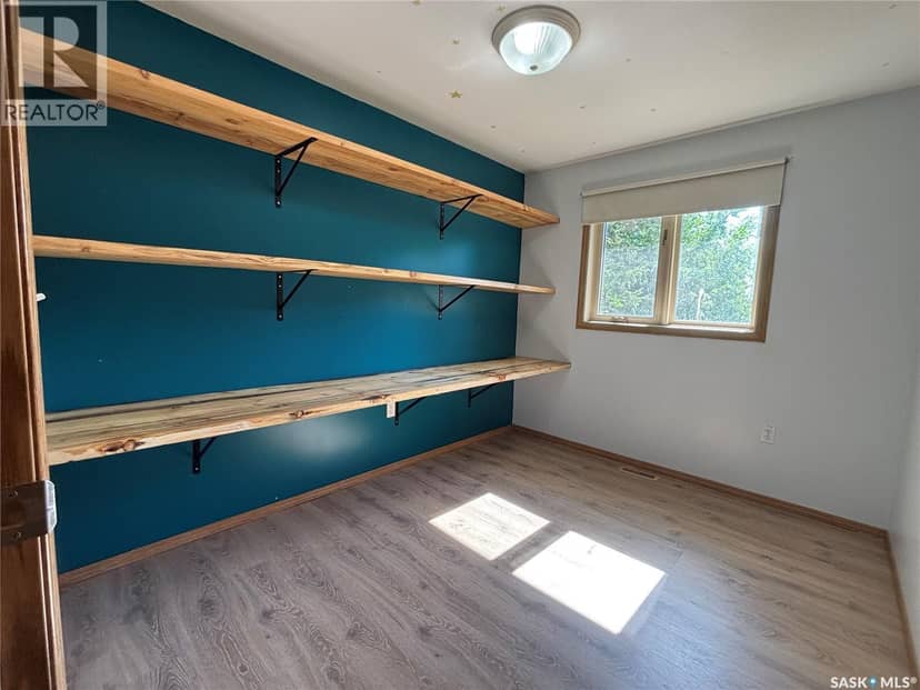 208 Herbert STREET — photo 33 of 40