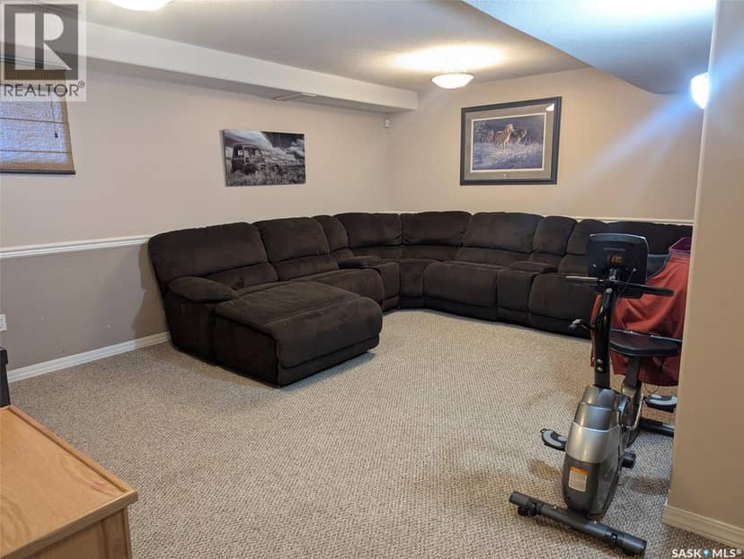 208 Herbert STREET — photo 38 of 40