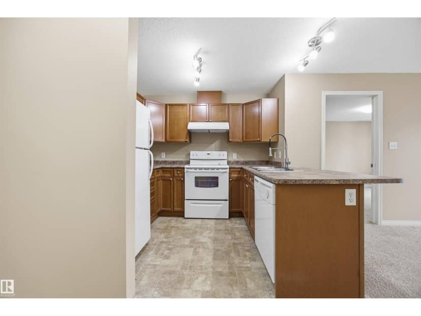 #107 4903 47 AV, Stony Plain, photo 4