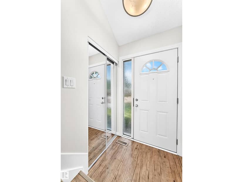 3119 144 AV NW — photo 11 of 40