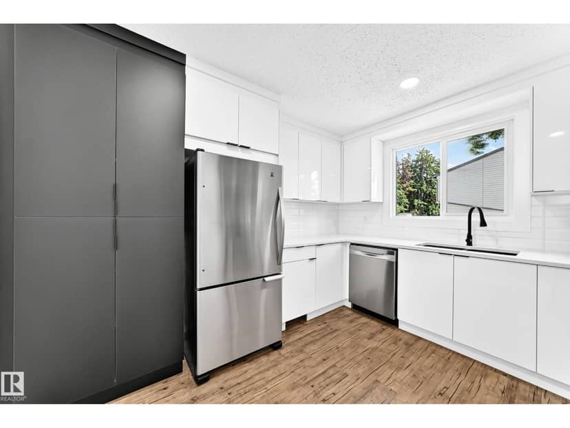 3119 144 AV NW — photo 14 of 40