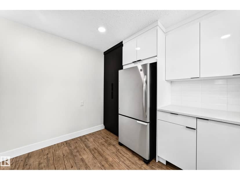 3119 144 AV NW — photo 17 of 40