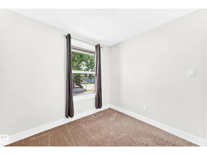 3119 144 AV NW — photo 35 of 40