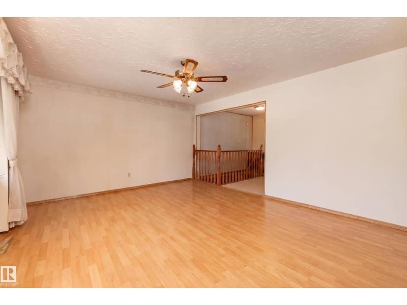 8502 76 AV NW, Edmonton, photo 4
