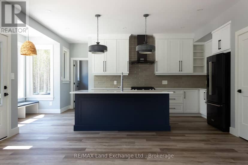29 Lakeforest Drive — photo 8 of 40