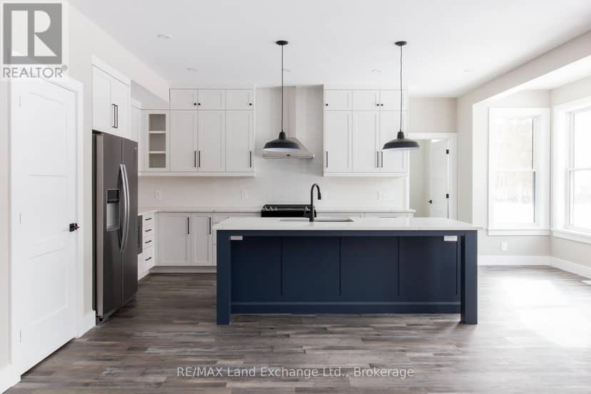 27 Lakeforest Drive — photo 14 of 39