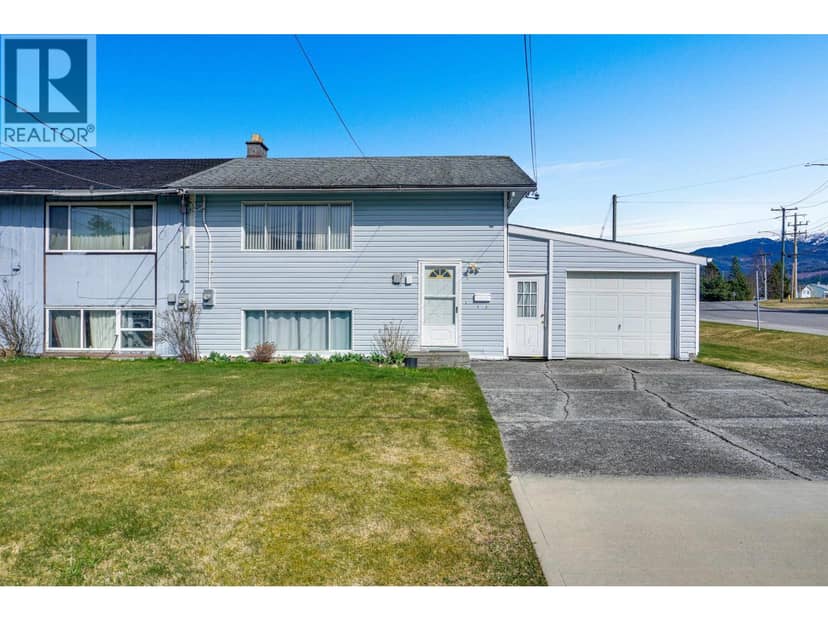 5 GREBE STREET, Kitimat
