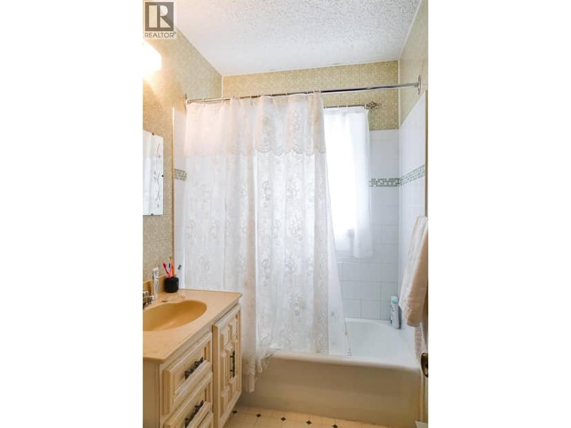 5 GREBE STREET, Kitimat, photo 7