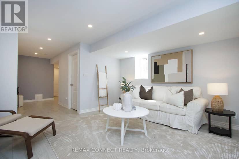 13 Netherway Crescent — photo 16 of 30