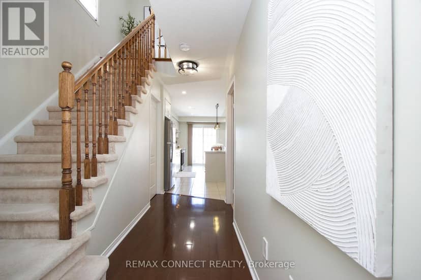 13 Netherway Crescent — photo 3 of 30