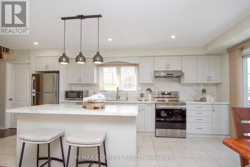 13 Netherway Crescent — photo 5 of 30