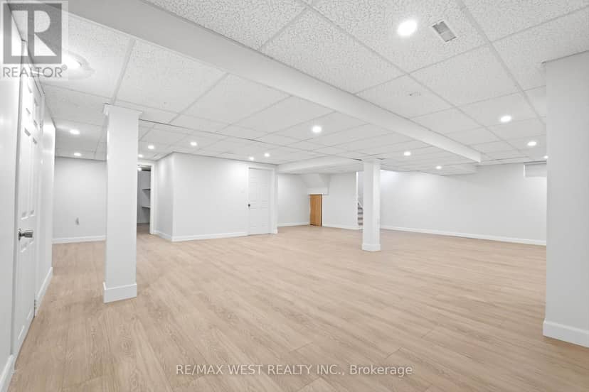 3163 Rolling Stone Court — photo 32 of 40