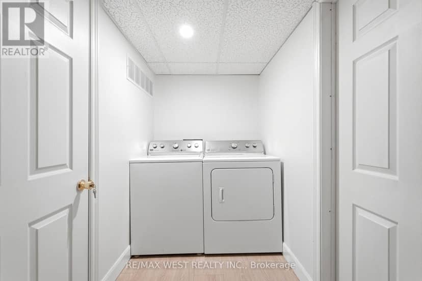 3163 Rolling Stone Court — photo 37 of 40