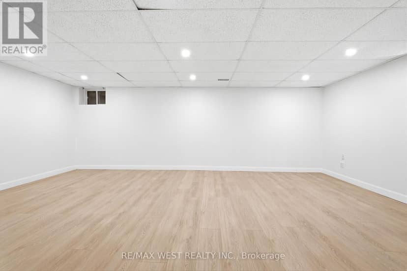 3163 Rolling Stone Court — photo 38 of 40