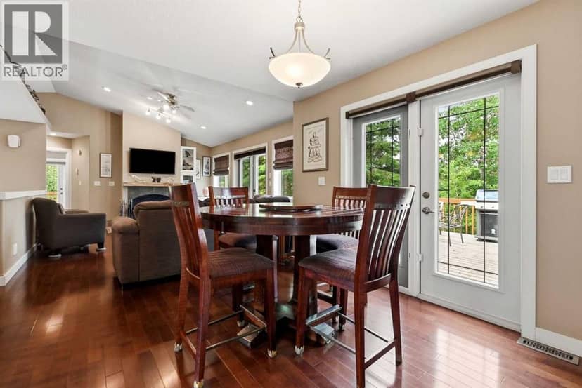 425054 Highway 771 — photo 13 of 38