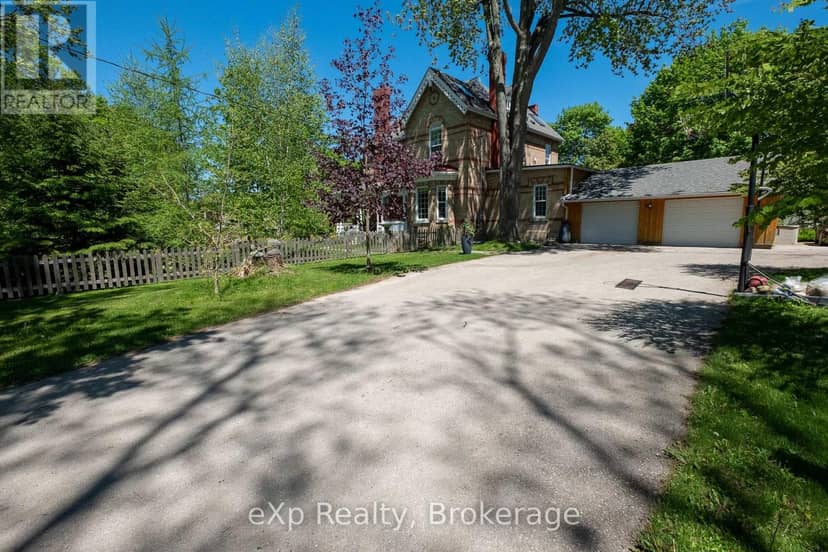 285 Mary Street — photo 2 of 40
