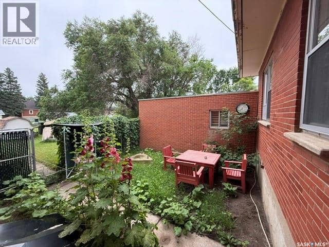 428 Third STREET — photo 12 of 25