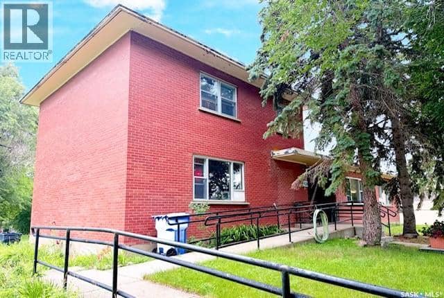 428 Third STREET, Kamsack, photo 2