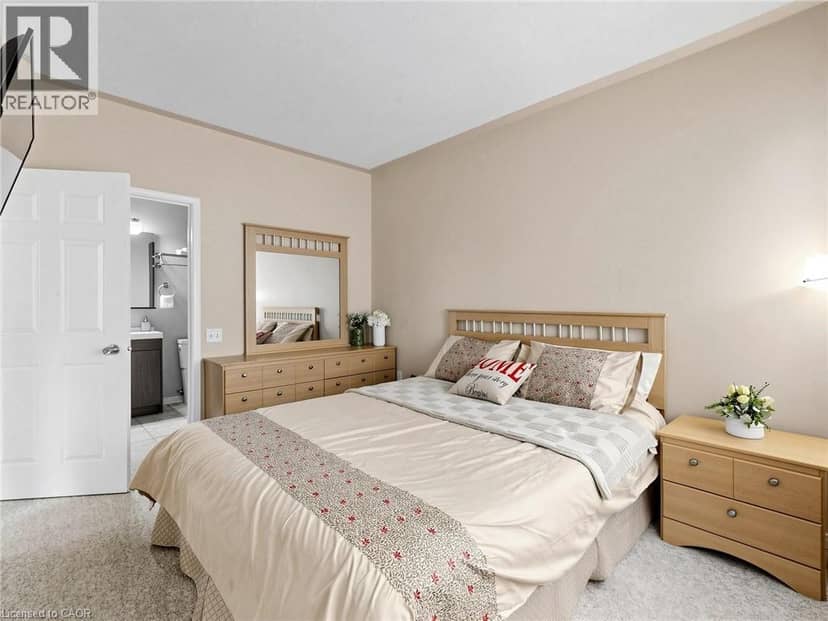 760 LAWRENCE Avenue Unit# 76 — photo 13 of 40