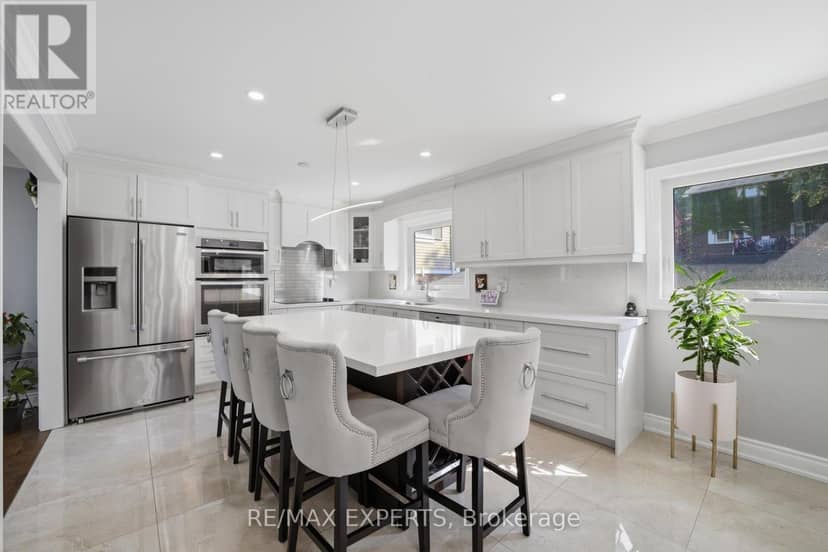 3656 Sawmill Valley Drive — photo 14 of 40