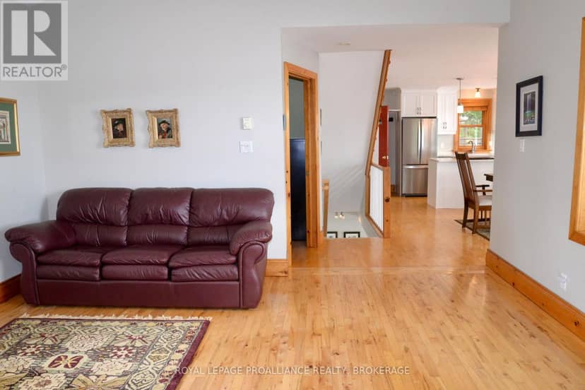 6079 Carleton Drive — photo 14 of 40