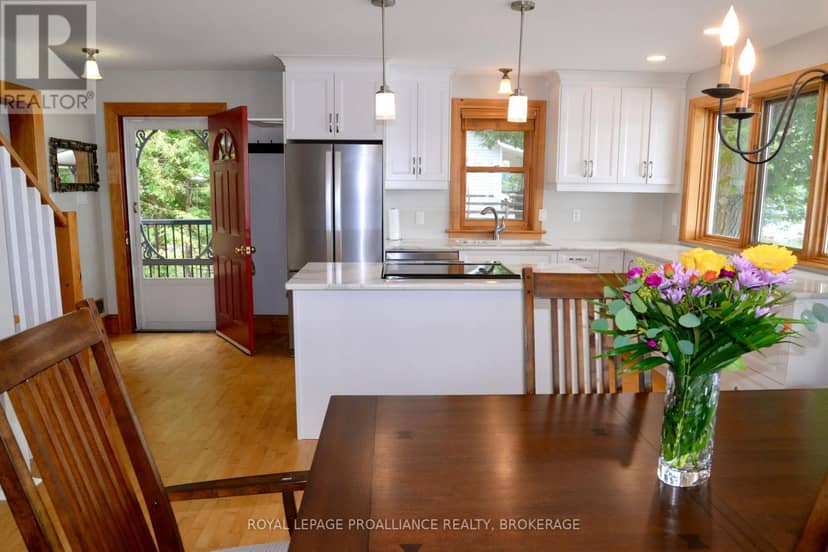 6079 Carleton Drive — photo 17 of 40