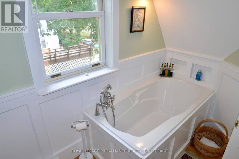 6079 Carleton Drive — photo 26 of 40