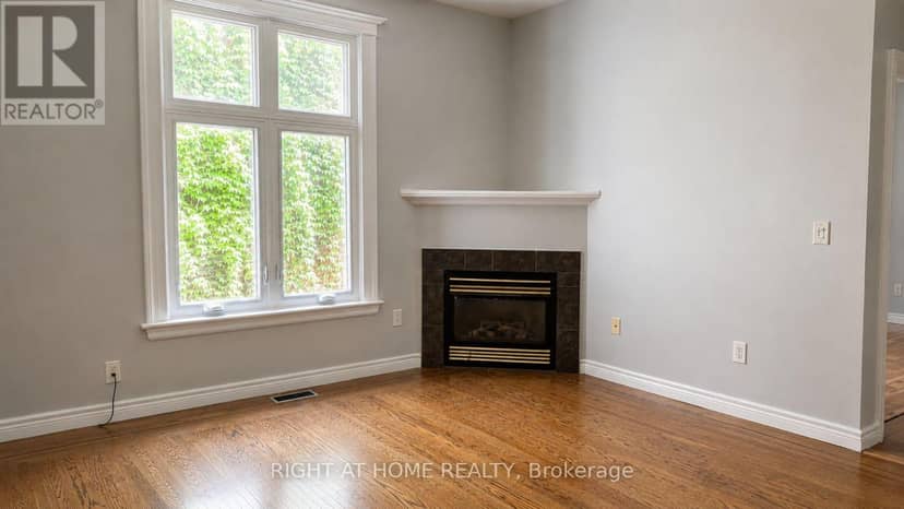 317 Queen Street S, Hamilton, photo 6