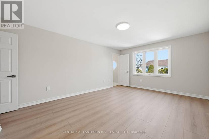 13 Nesbitt Drive — photo 32 of 40